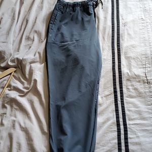 Under armor wind pants xl